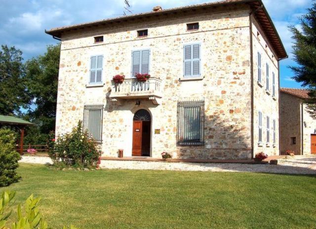 Borgo Il Villino Guest House Casole dʼElsa Екстериор снимка
