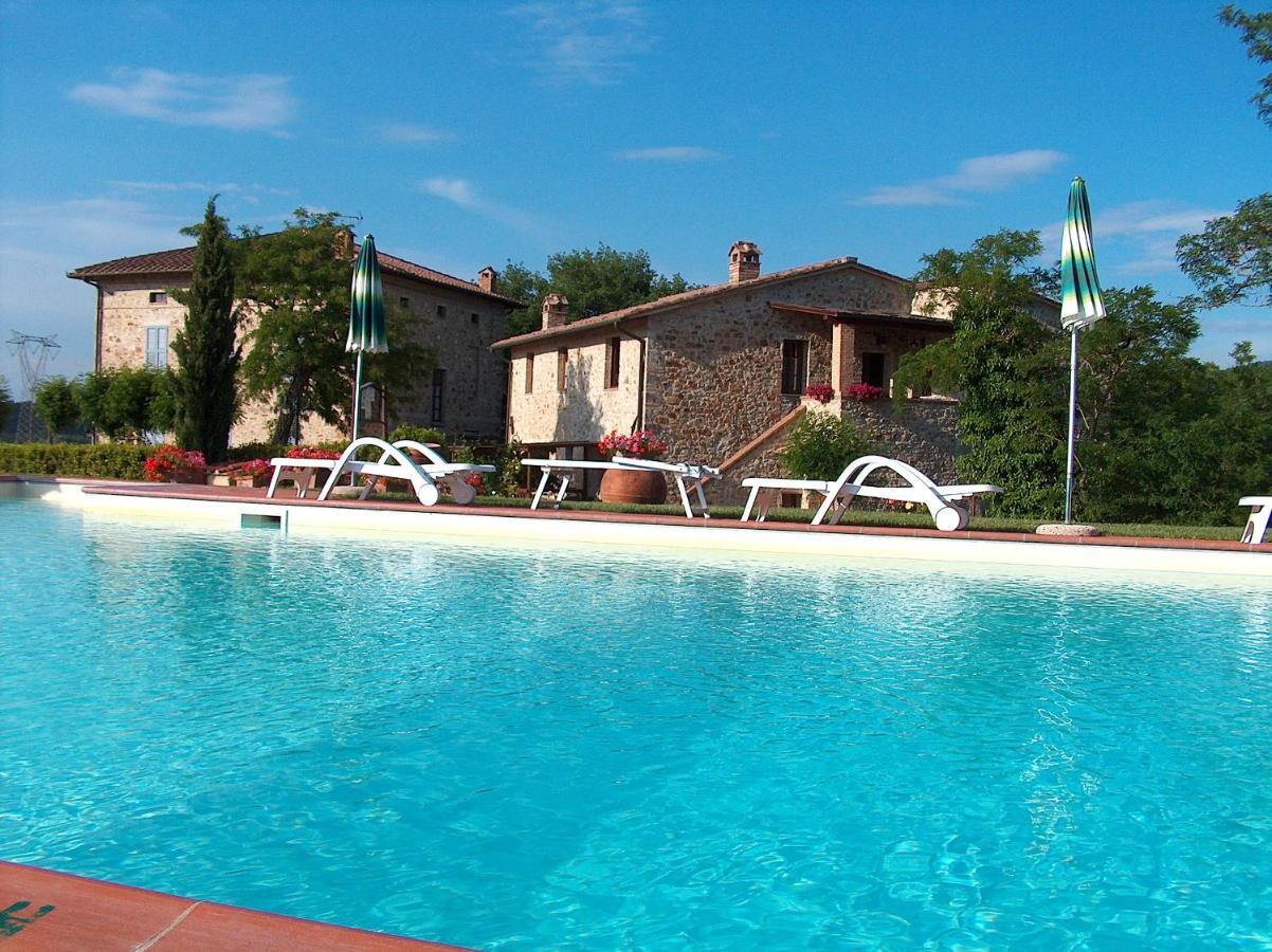 Borgo Il Villino Guest House Casole dʼElsa Екстериор снимка