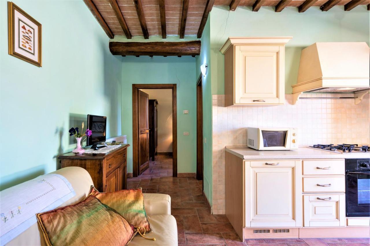 Borgo Il Villino Guest House Casole dʼElsa Екстериор снимка
