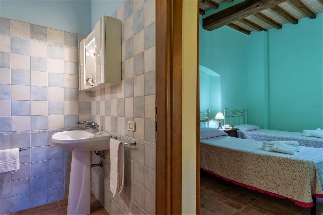 Borgo Il Villino Guest House Casole dʼElsa Екстериор снимка