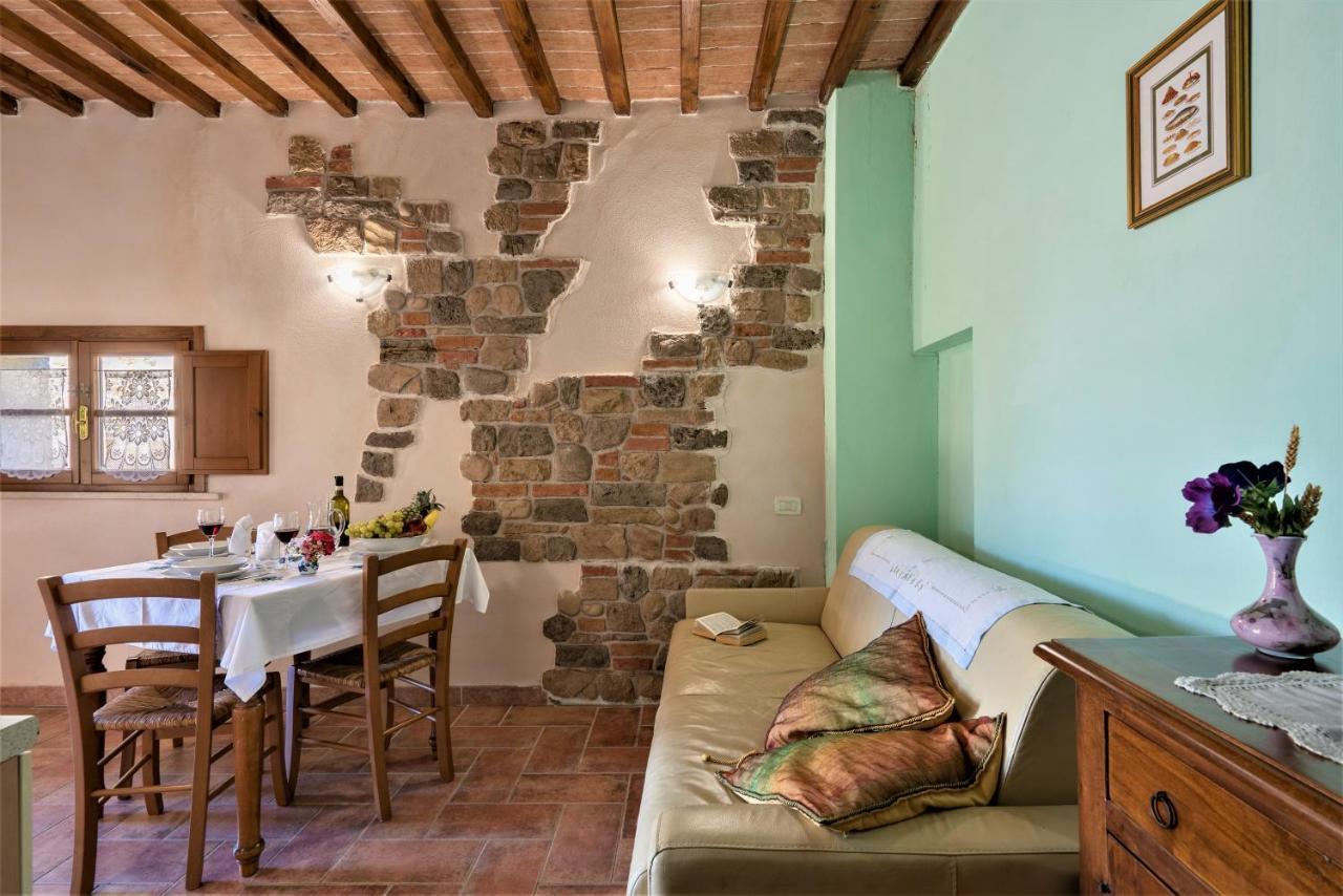 Borgo Il Villino Guest House Casole dʼElsa Екстериор снимка