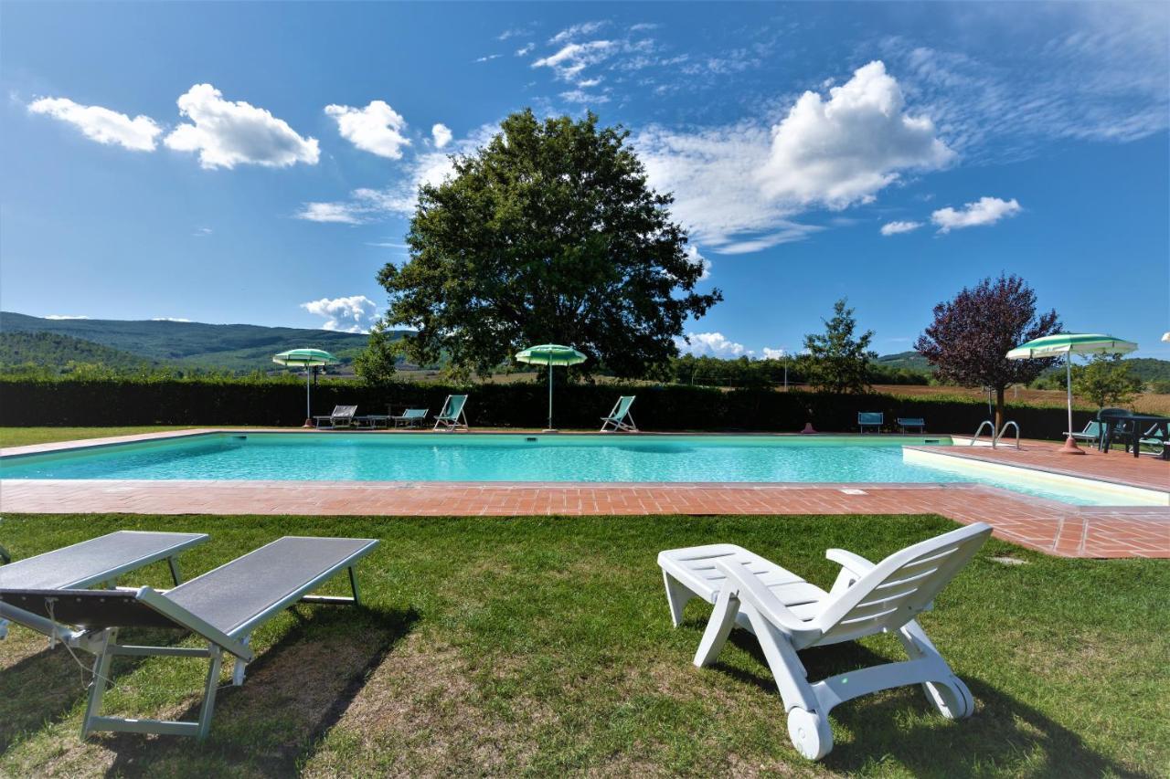 Borgo Il Villino Guest House Casole dʼElsa Екстериор снимка