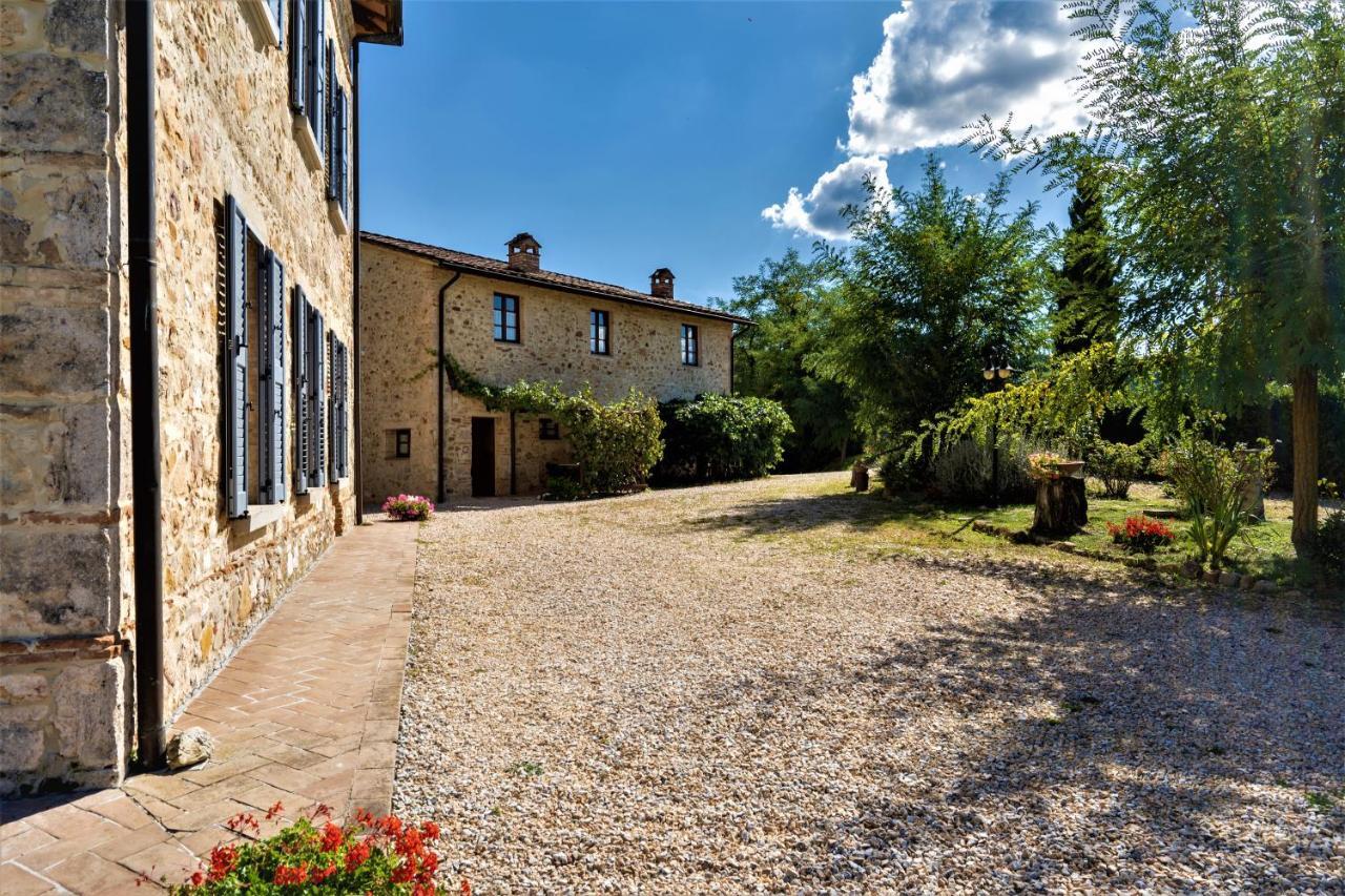 Borgo Il Villino Guest House Casole dʼElsa Екстериор снимка