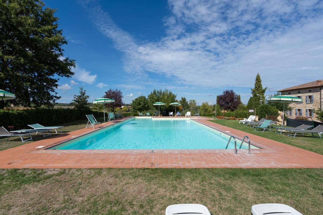 Borgo Il Villino Guest House Casole dʼElsa Екстериор снимка